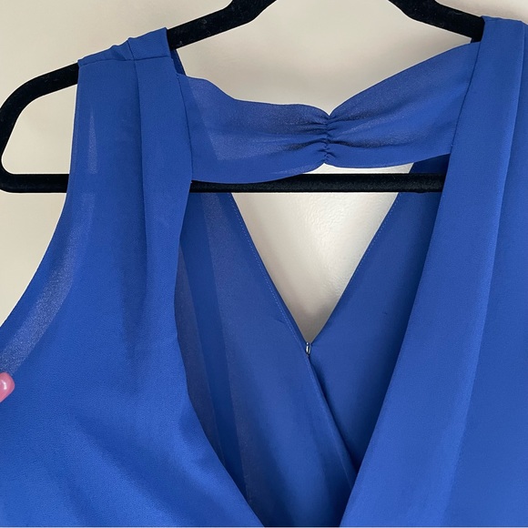 Andree Royal Blue Sleeveless Blouse, Deep V in Back Size M - Picture 5 of 8